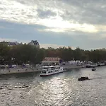 Paris Le Lavoir Petit studio au calme