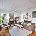 Appartement Chaleureux Au Coeur De Montmartre