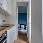 Goodguest- Luxe Trocadero Tour Eiffel 4Pax