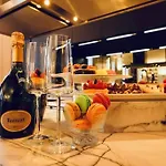 Luxurious Penthouse Close To Champs Elysees And Fr