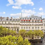 Luxurious Penthouse Close To Champs Elysees And Fr