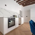 Stylish Flat Marais