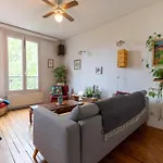 Appartement Cosy Paris Metro Orly 4Pers