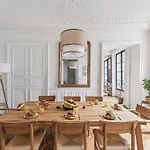 Le Marais & Hotel De Ville - 4Br - Cityapartmentstay