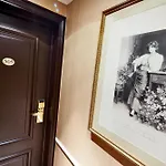 Golden Tulip Washington Opéra