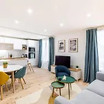 Guestready - Glamourous Getaway In The 20Th Arr.