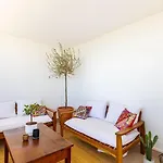 Guestready - Charming Getaway With A View