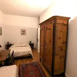 Appart Authentique Et Confortable - Marais