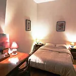 Appart Authentique Et Confortable - Marais