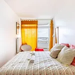 Guestready - High-Rise Haven With Attractive Views