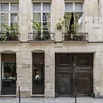 Paris Marais Beaubourg 36Quin