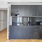 Sublime Apartment Montaigne Arc De Triomphe By Studioprestige
