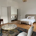 Appartement Paris 7Eme Invalides/ Tour Eiffel 1Er Etage