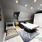 Urban Flat 05 - Spacious 1 Bedroom Parisian Flat