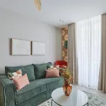 Apartment Center Of Paris By Studioprestige
