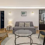 Spacious Apartment In Opera With 3Bdr For 6Pax