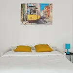 Chic And Comfortable Apart In Paris