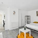 Chic And Comfortable Apart In Paris