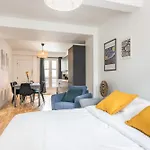 Cosy Apartment - 6 Guests - Buttes Chaumont Parc