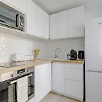 114 - Cozy Apartment In Buttes Chaumont
