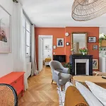 Appartement Cosy Au Coeur Du Marais