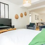 Design Apartment - 6 Guests - Buttes Chaumont