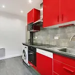 Exceptional Location Charme Parisien
