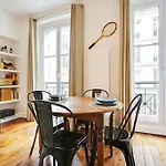 Exceptional Location Charme Parisien