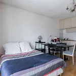 Le Cozy Appartement + Balcon Ensoleille + Parking