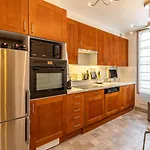 Guestready - Sejour Vintage Dans Le 8E Arr.
