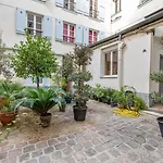 Guestready - Elysee Palace Marble Haven