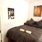 Beautiful 3 Rooms Flat - 14Percent Sales Park Montsouris In Paris Centre14Eme Direct To Airport