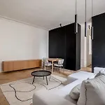 Goodguest- Luxe Stade Tour Eiffel 2Bdr