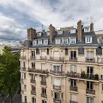 Studio Refait A Neuf Metro Pereire Paris 17 - 2P