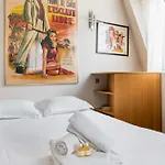 Studio Refait A Neuf Metro Pereire Paris 17 - 2P
