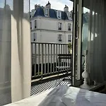 Tour Eiffel Haven