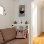 Appartement 75017 Proche Champs Elysees