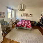 Lumineux Et Spacieux Appartement