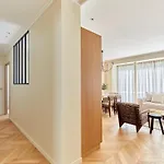 Incredible Ac Apartment 3 Bedrooms Center Of Paris By Studio Prestige
