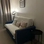 The Olympic Stay In Host Female Guests Only