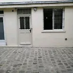Charmant Petit Studio Au Calme