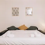 Contemporary 1Bd Apartment Saint Lazare!