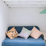 Chic Studio Apartment For 3 - La Villette!
