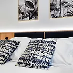 Welcoming Apartment - 2Br-6P - Le Marais