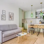 Bel Appartement Pour 6 Personnes Proche Champs Elysees