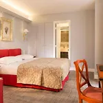 Le Relais Saint Honoré