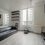 Doorman - Parisian Apt Historic Gem - Top Location