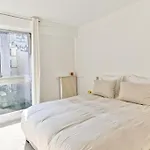 Appartement Spacieux Avec Balcon Le Bon Marche