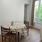 Bel Appartement Avec Vue Square - Paris Nation - 3 Voyageurs