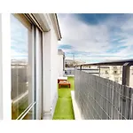 Joivy Charming Studio With Eiffel Tower View